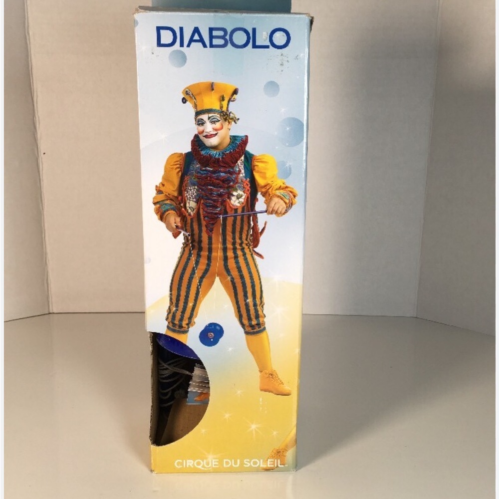 Cirque du Soleil Diablo W/ Sticks Authentic Souvenir Tricks by Higgins Brothers